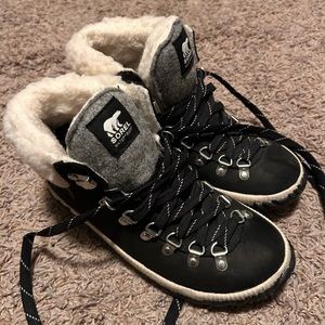 Sorel Out N About Plus Conquest Boot - Black